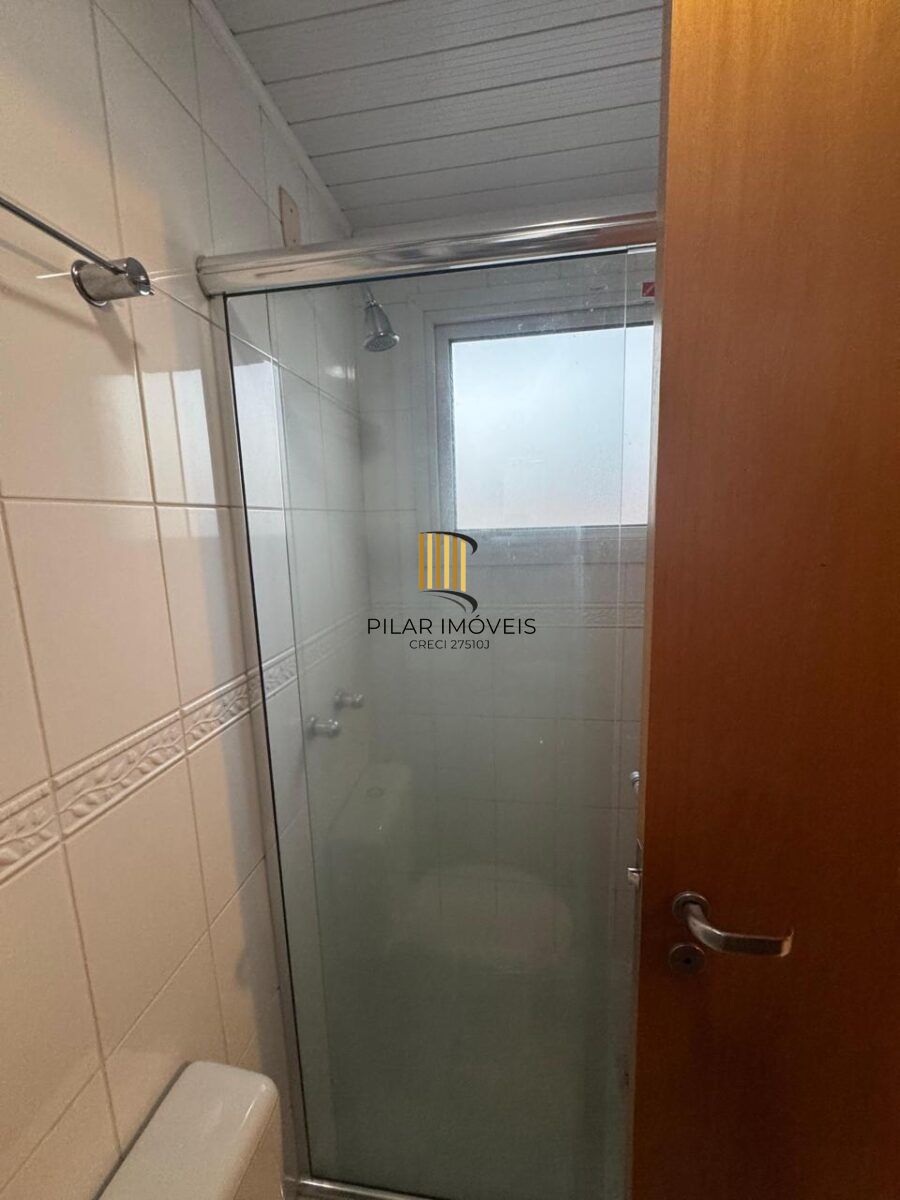 Apartamento na Cidade Baixa de 2 dormitórios e vaga