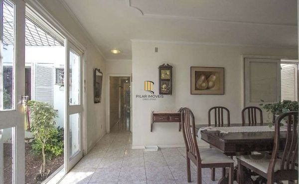 Casa para Venda - 215m², 3 dormitórios, 2 vagas - CHACARA DAS PEDRAS