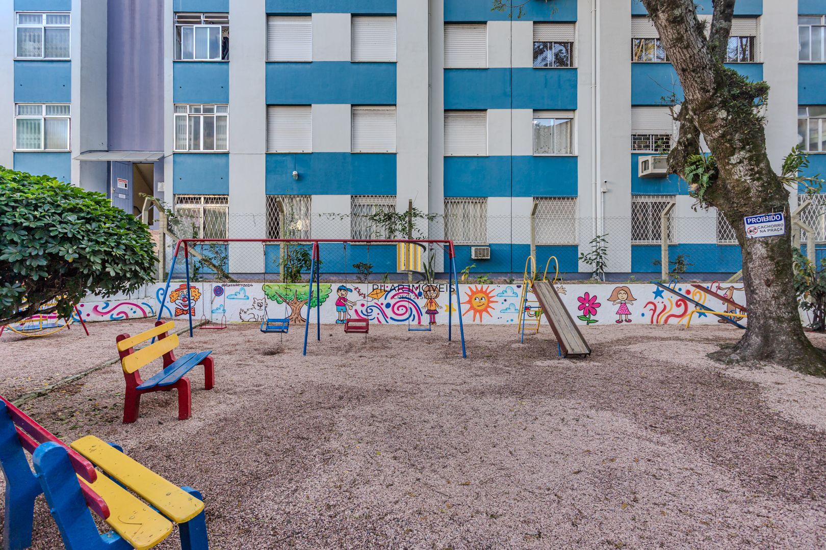 Apartamento no bairro Cristal térreo 1 Dormitório e vaga rotativa DESOCUPADO