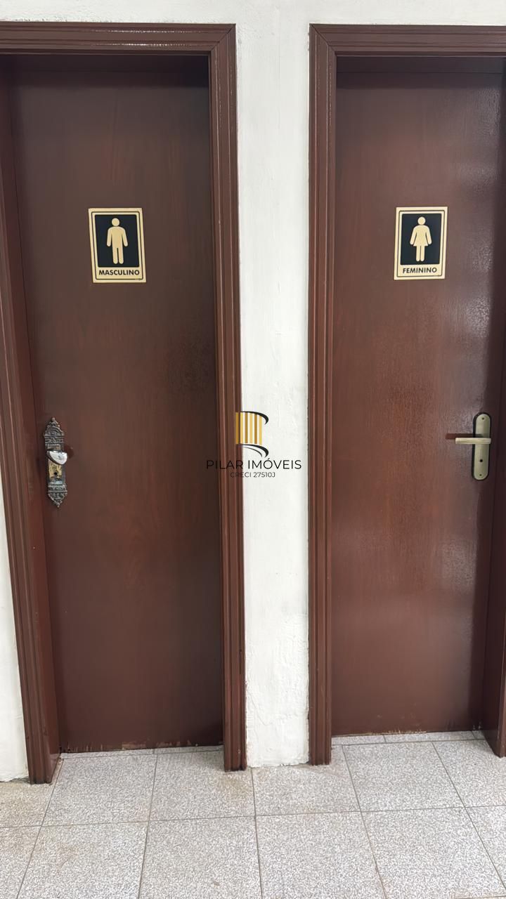 Loja 1 dormitório no bairro Passo da Areia