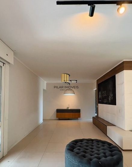 Casa no Bairro Jardim Lindóia de 3 dormitórios e 3 vagas