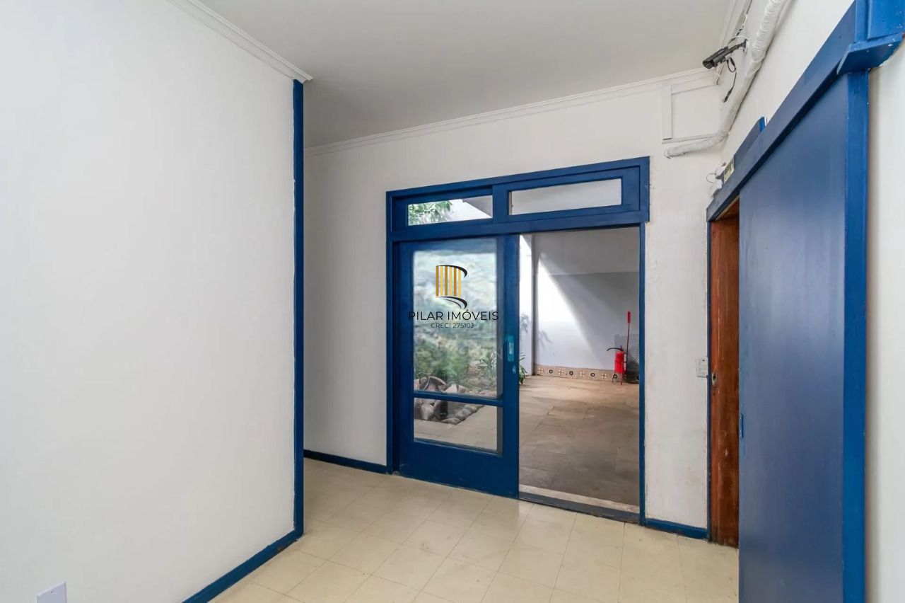 Predio Comercial com 1000m², 5 vagas, no bairro Higienópolis em Porto Alegre para Alugar