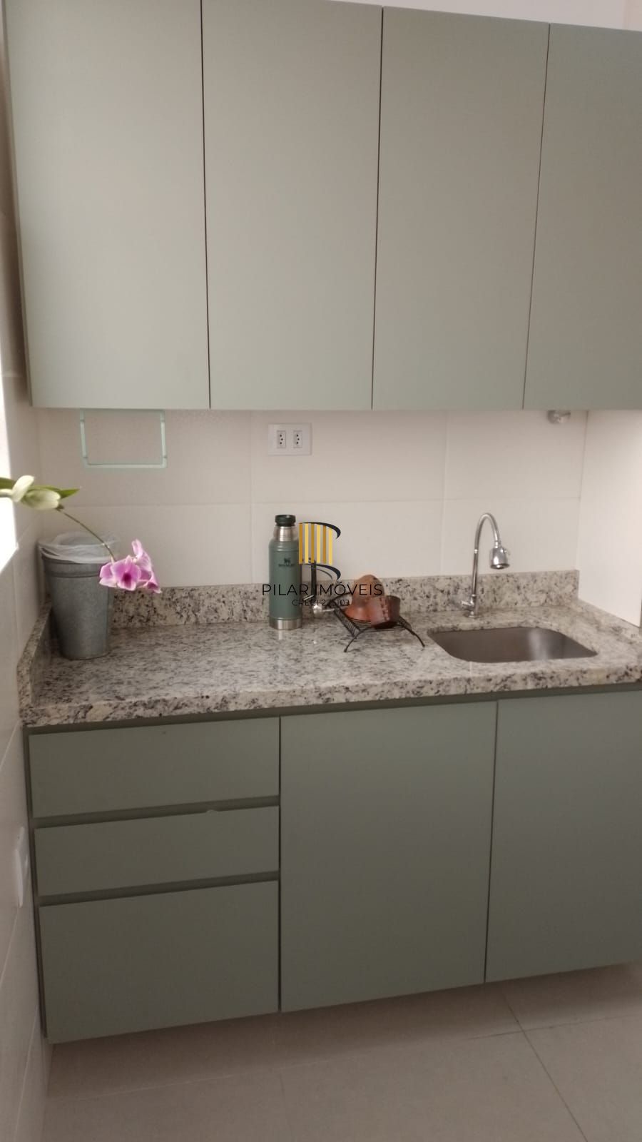 Apartamento de 3 dormitórios no Santana desocupado