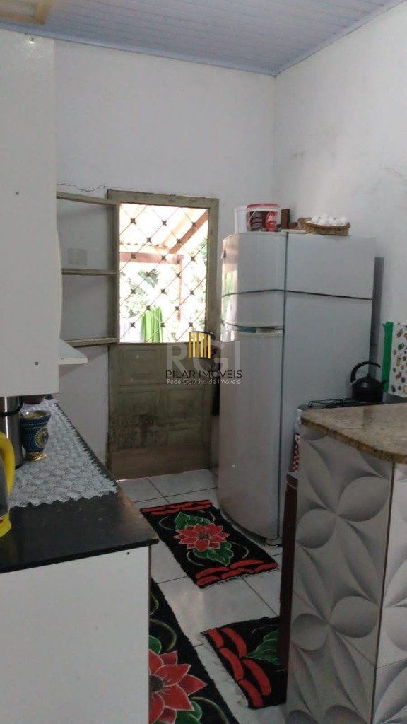 Casa para Venda no Centro de Viamão de 3 dormitórios e vaga