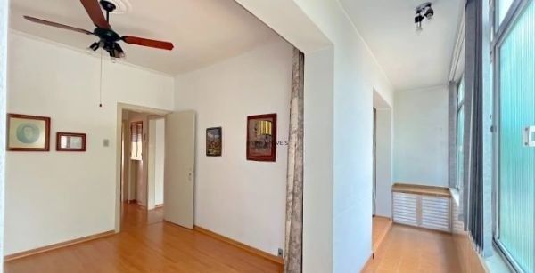 Apartamento de 2 dormitórios no bairro Navegantes DESOCUPADO