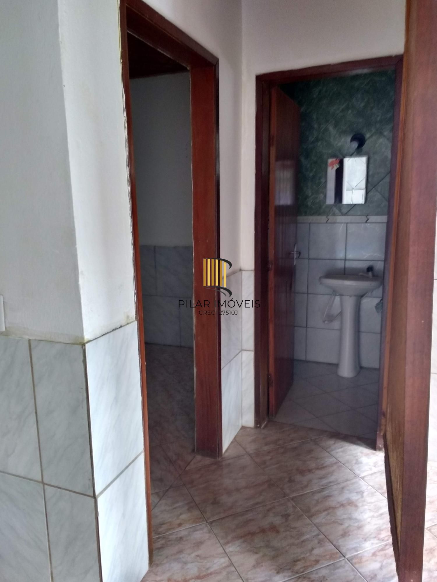 Casa 2 dormitórios no bairro Krahe