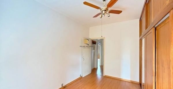 Apartamento de 2 dormitórios no bairro Navegantes DESOCUPADO