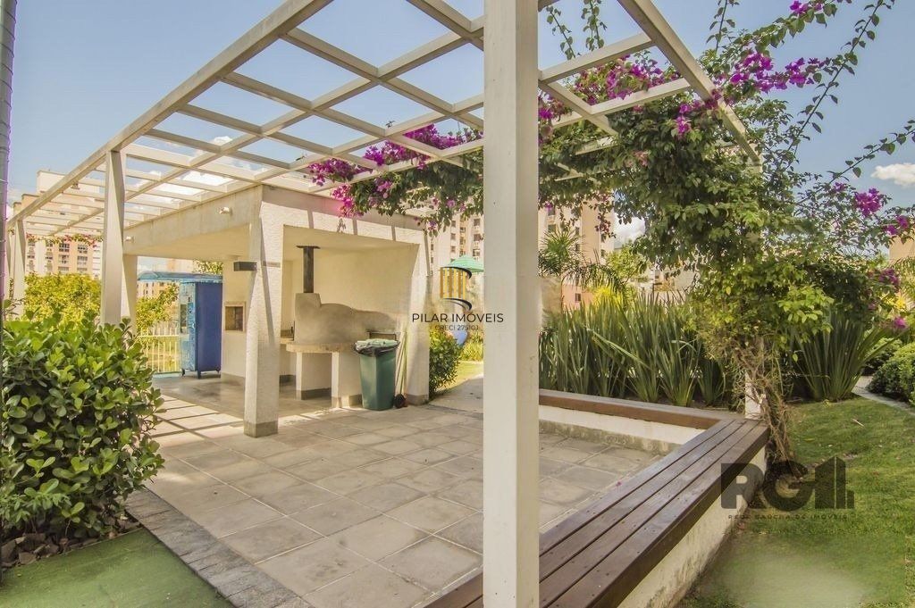 Apartamento no Sarandi de 3 dormitórios e vaga