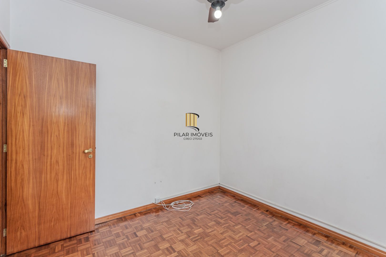 Apartamento no Jardim Lindóia de 2 dormitórios DESOCUPADO