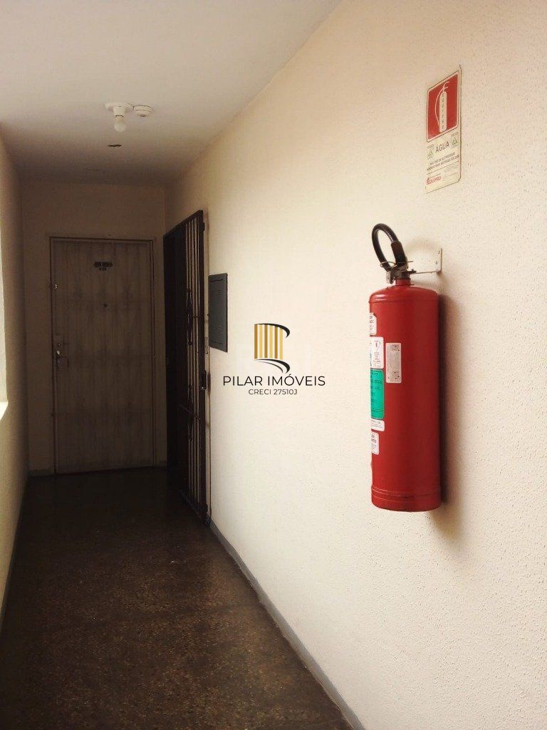 Apartamento 1 dormitório andar alto bairro Humaitá