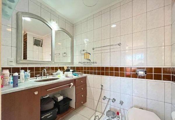 Apartamento no bairro Santa Tereza de 3 dormitórios e infra