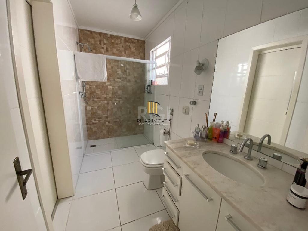 Casa para Venda - 323m², 4 dormitórios, sendo 2 suites, 3 vagas - Jardim Itu