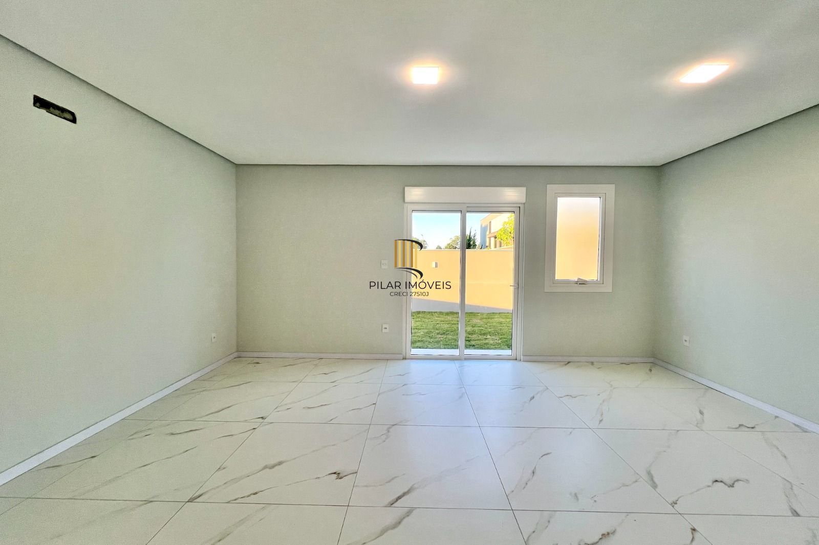 Casa no Condomínio Reservas do Lago em Nova Santa Rita