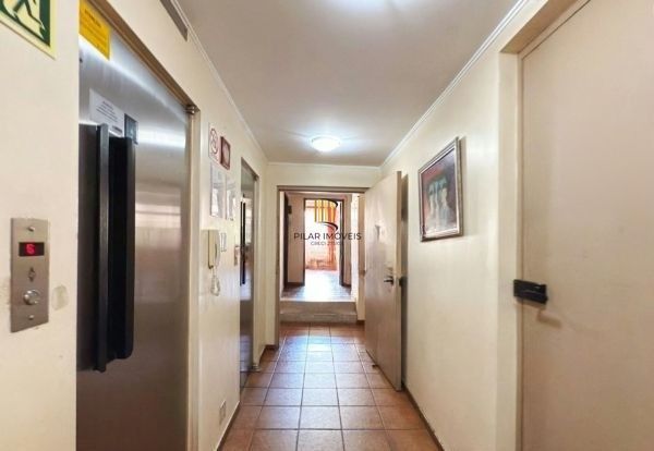 Apartamento no Centro de 1 dormitório DESOCUPADO