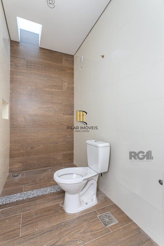 Casa Sobrado NOVO de 3 dormitórios 2 vagas