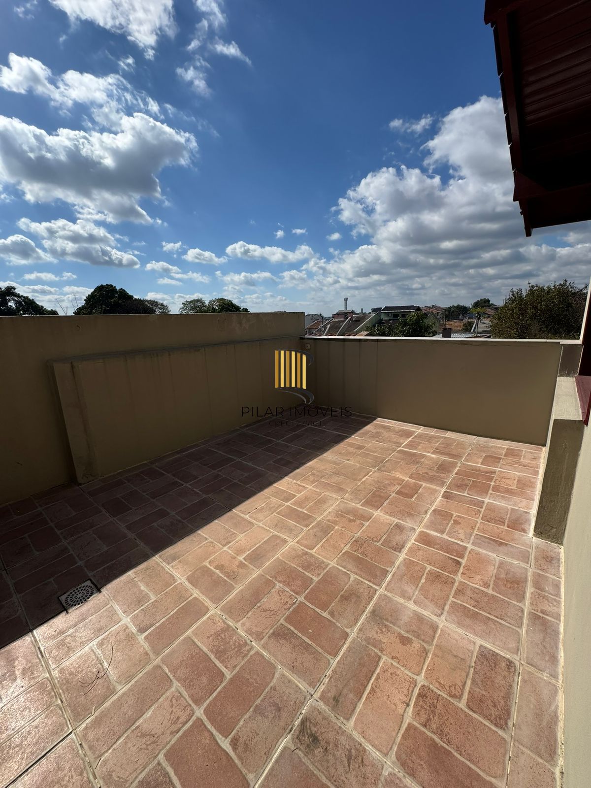 Casa 4 dorms à venda Avenida Manoel Elias, Porto Alegre.