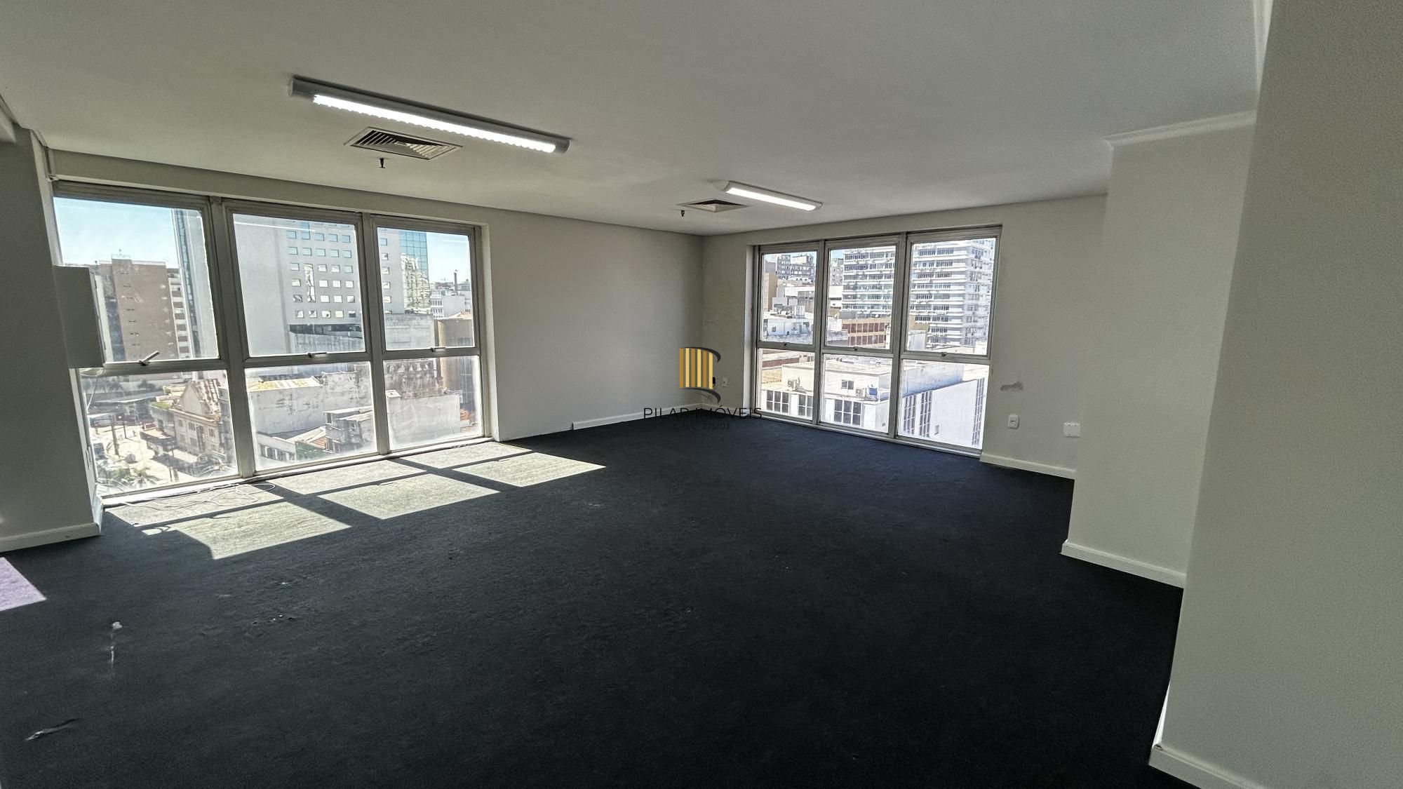 Sala Comercial 1 dormitório no bairro Centro Histórico