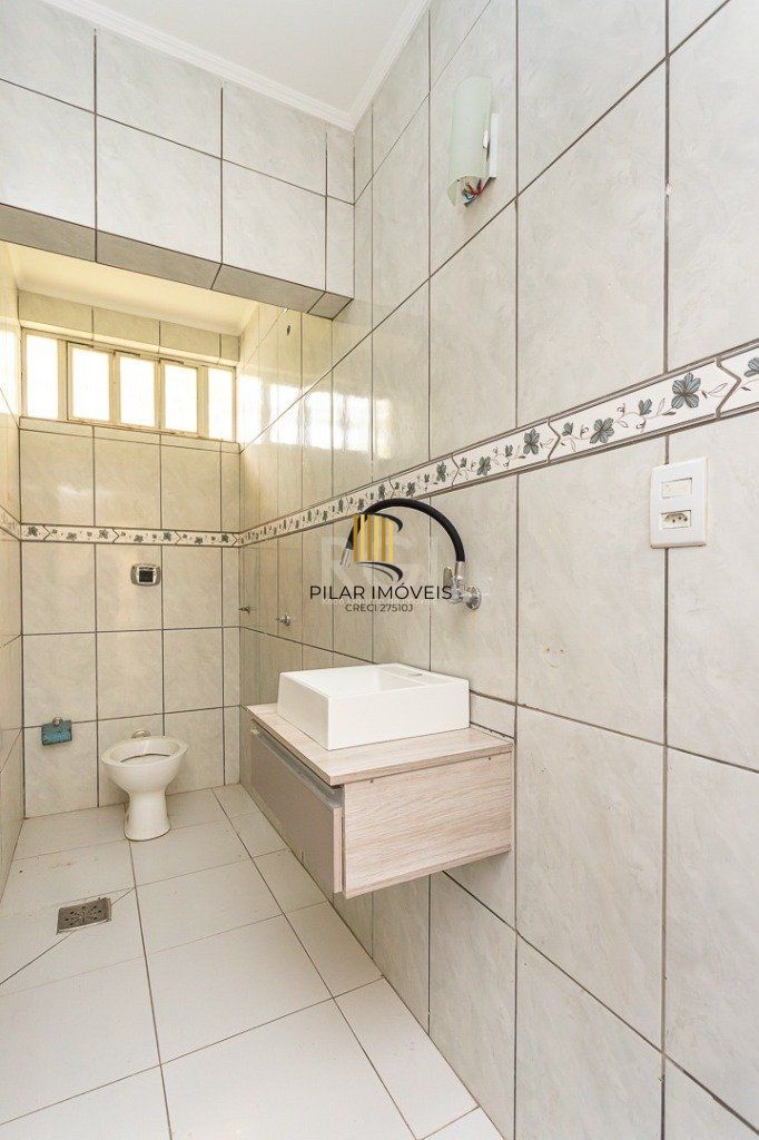 Casa para Venda - 740m², 5 dormitórios, sendo 1 suites, 3 vagas - Vila Assunção