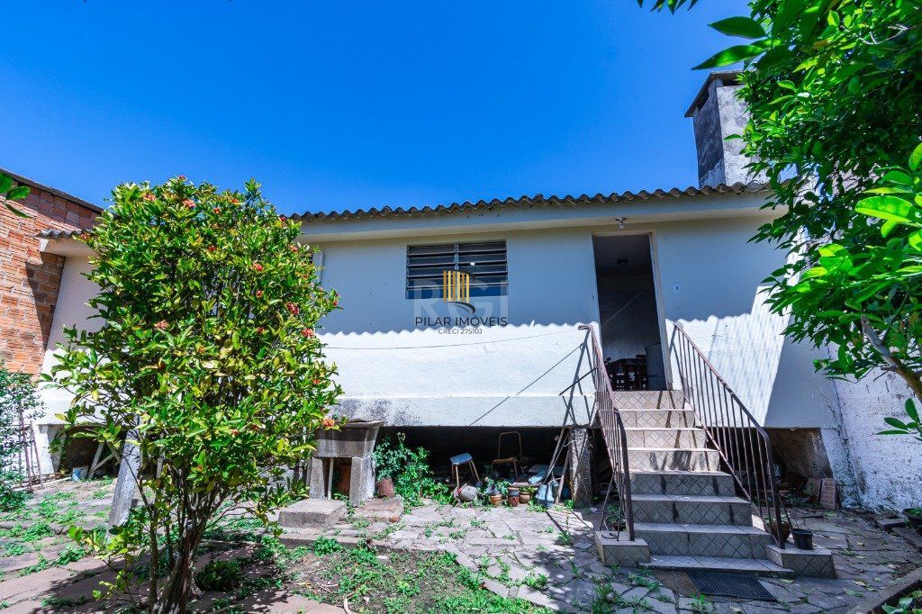 Casa de 3 dormitórios, 3 vagas