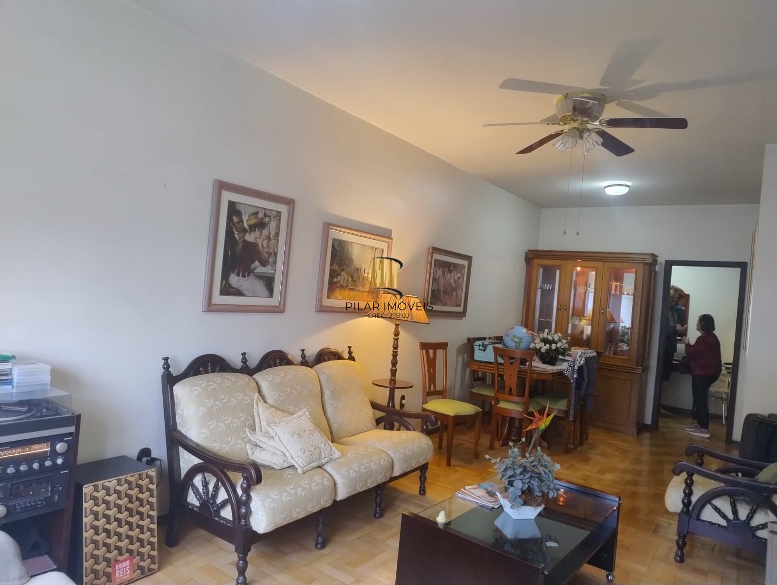 APTO 03 DORMITÓRIOS , GARAGEM ,ELEVADOR, SACADA. NO BAIRRO BOM FIM JUNTO AO HOSPITAL DE CLINICAS - Pilar Imóveis