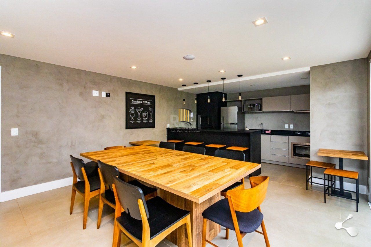 Apartamento no Pertenon de 2 dormitórios vaga e infra