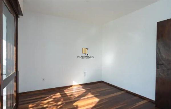 Prédio comercial no bairro Vila Jardim com 550m²