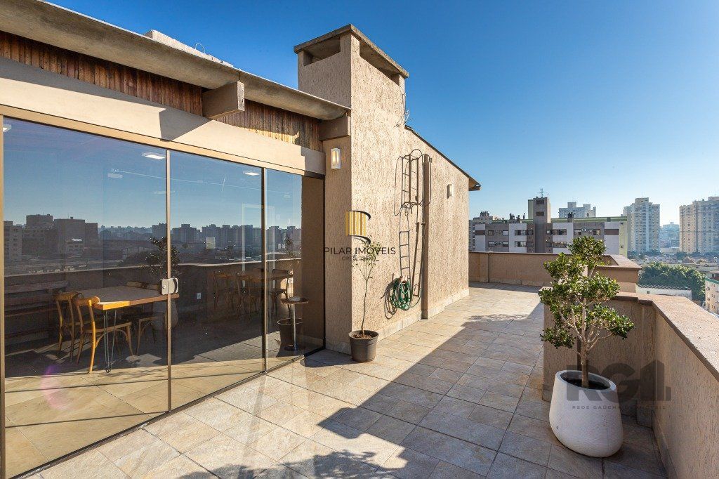 Cobertura no Passo Dareia de 2 dormitórios e vaga Desocupado