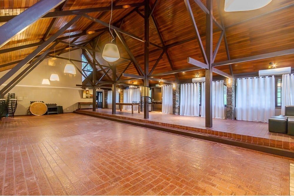 Casa de Condomínio com 3 Quartos à venda, 310m² - Vila Elsa