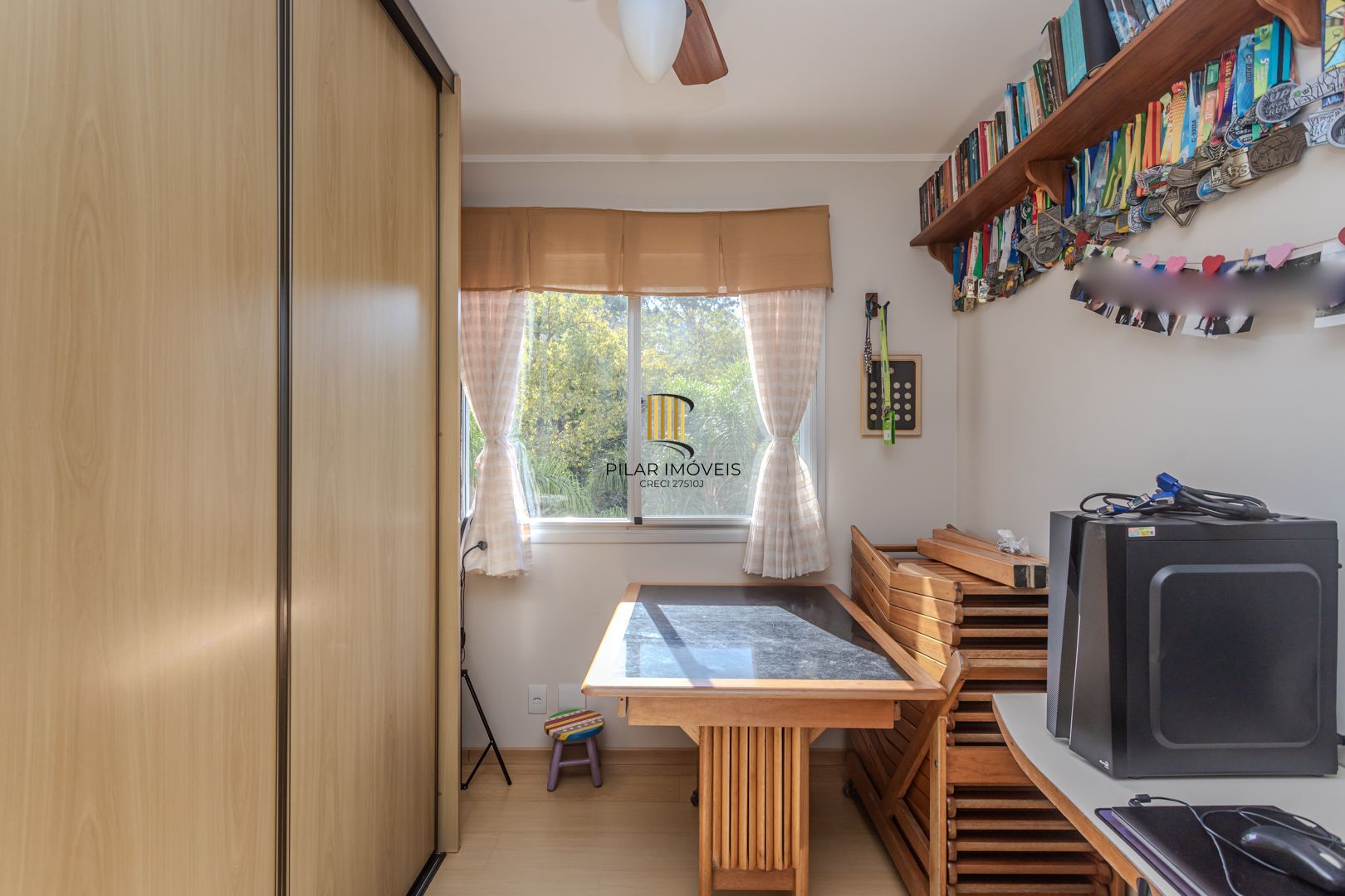 Apartamento diferenciado no bairro Nonoai de 3 dormitórios 2 vagas e infra