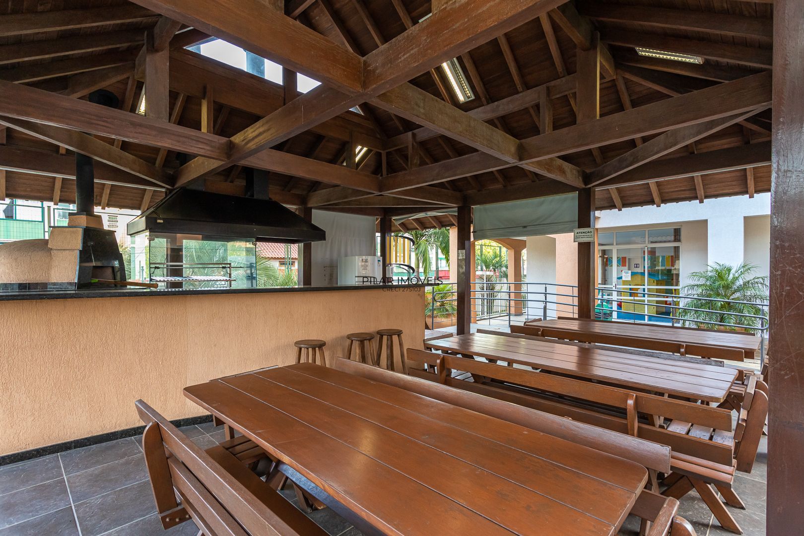 Apartamento de 3 dormitórios vaga e infra