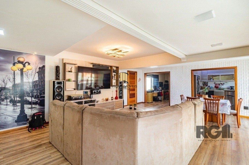 Casa 4 dormitórios no bairro Chácara das Pedras