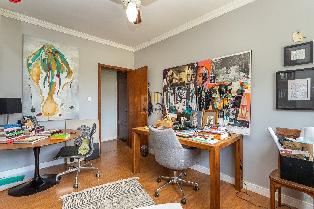 Apartamento no Rio Branco de 4 dormitórios e vaga