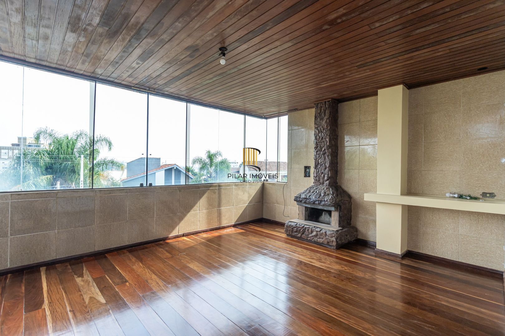 Prédio Comercial no Cristo Redentor com 2 apartamentos individuais