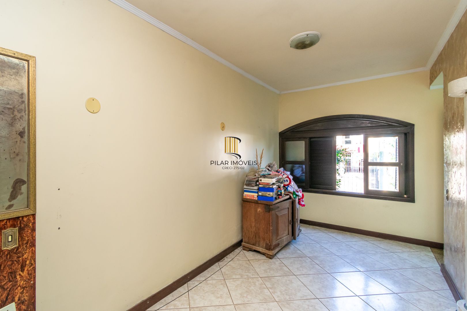 Casa 5 dormitórios no bairro Jardim Sabará