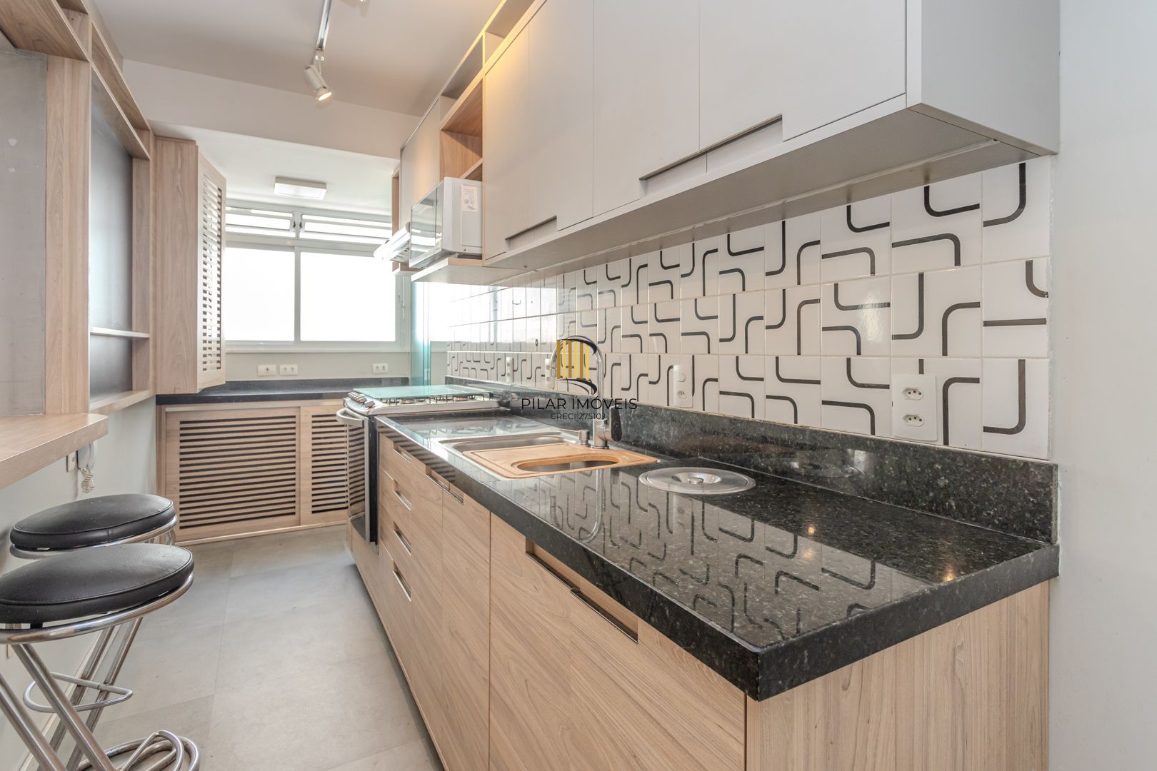 Apartamento garden no bairro Santa Cecilia de 2 dormitórios e vaga