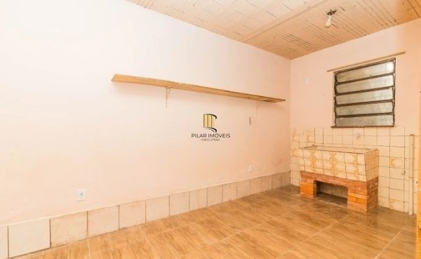 Casa no Sarandi de 4 dormitórios e 4 vagas