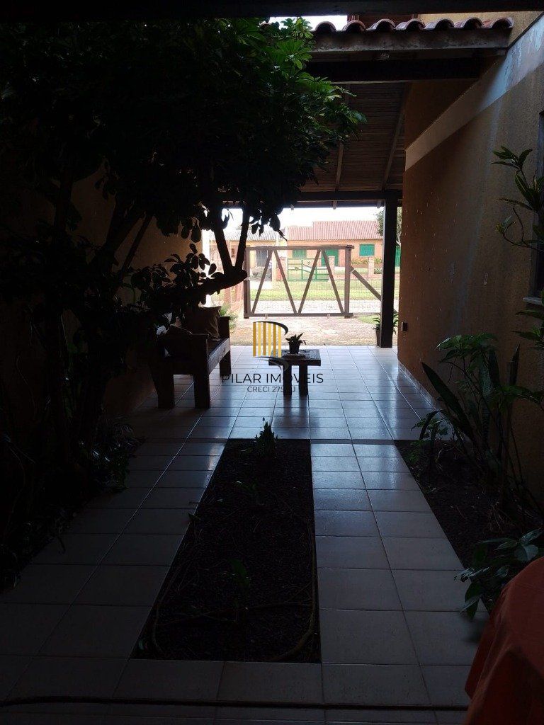 Casa 3 Dormitório(s) Bairro Centro