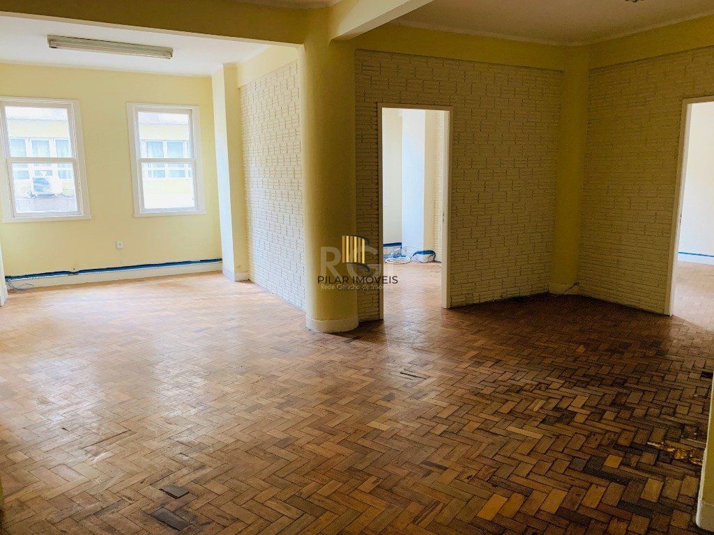 Conjunto/Sala para Venda - 123.42m², 0 dormitórios, Centro