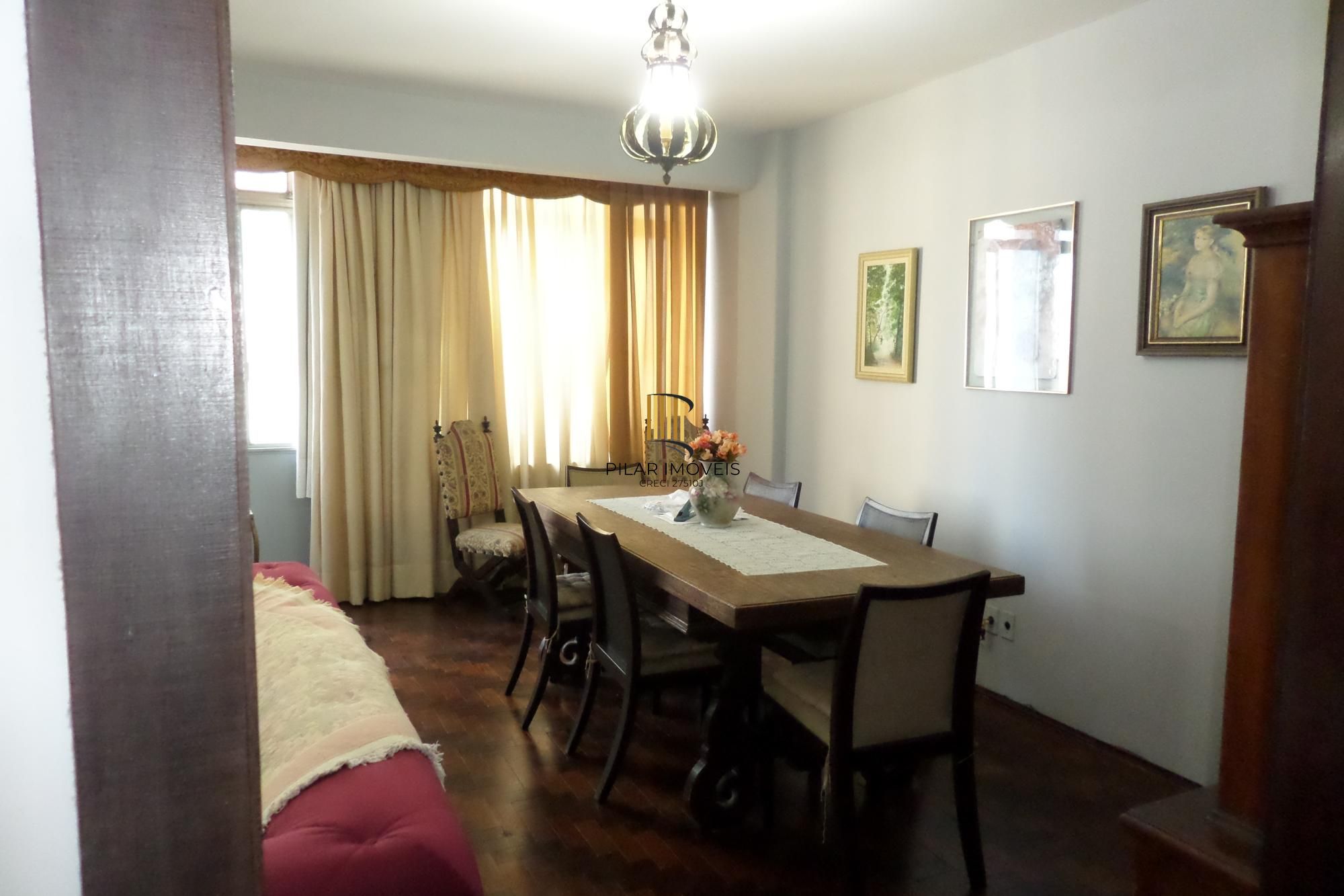 Apartamento no bairro Indepndência com 94m² de 2 dormitórios