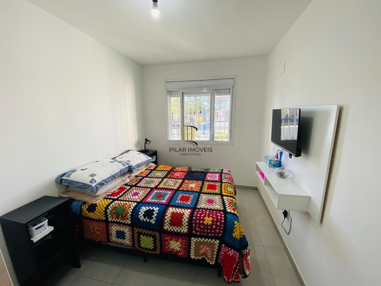 Casa 2 dormitórios no bairro Arco Íris