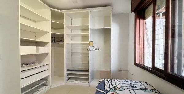 Casa no Bairro Jardim Lindóia de 3 dormitórios e 3 vagas