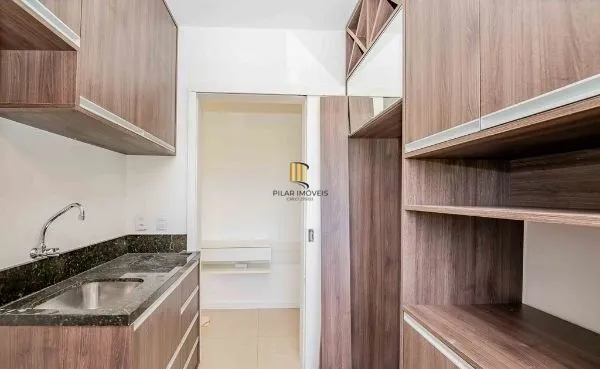 Apartamento no Passo D'areia de 1 dormitório e 2 vagas DESOCUPADO