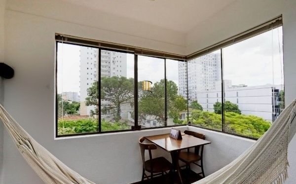 Cobertura horizontal no Jardim Botânico de 4 dormitórios e 2 vagas