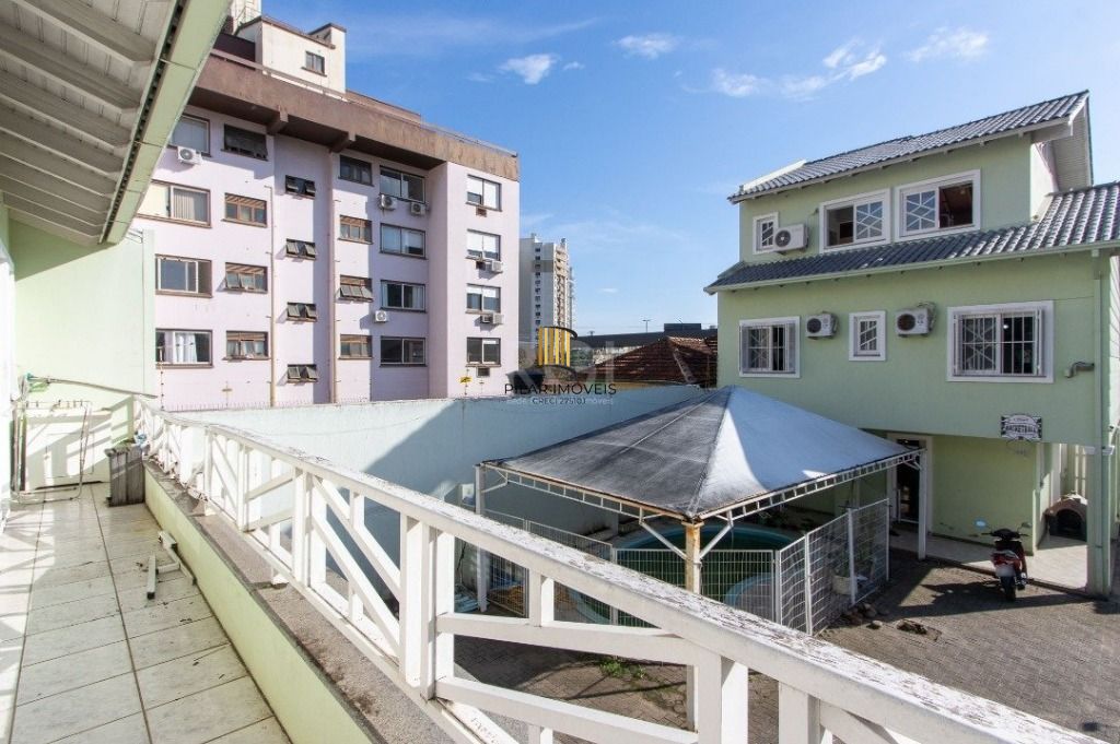 Casa 3 dormitórios no bairro Cristal