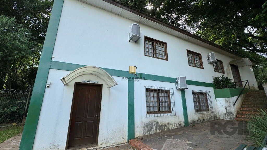 Apartamento de 2 dormitórios no bairro Nonoai