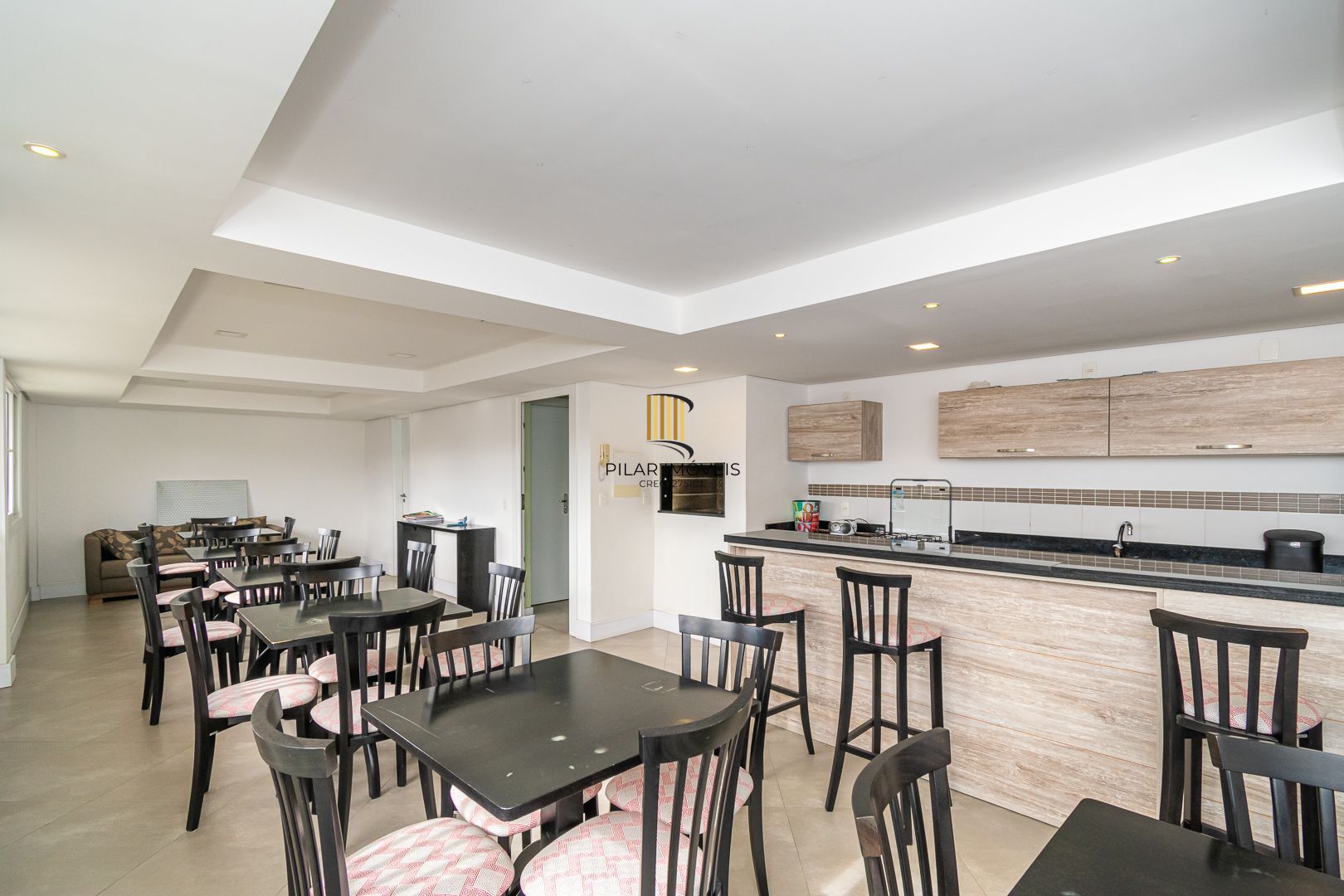 Apartamento 2 dormitórios no bairro Santo Antônio