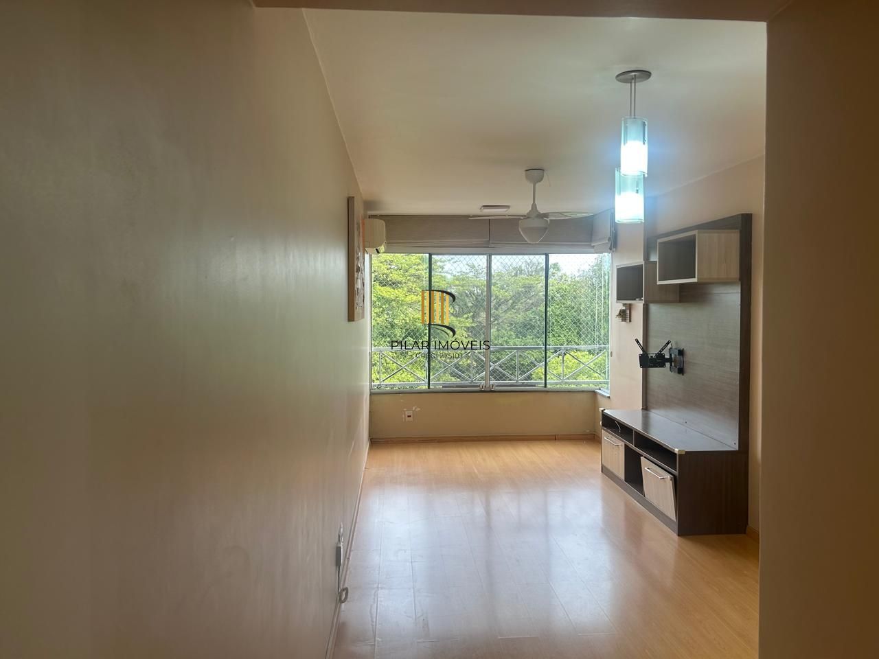 Apartamento no Cristal de 2 dormitórios vaga e infra