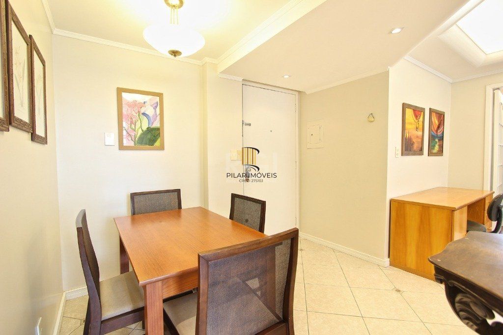 Apartamento no Jardim Botânico de 2 dormitórios com 2 vagas