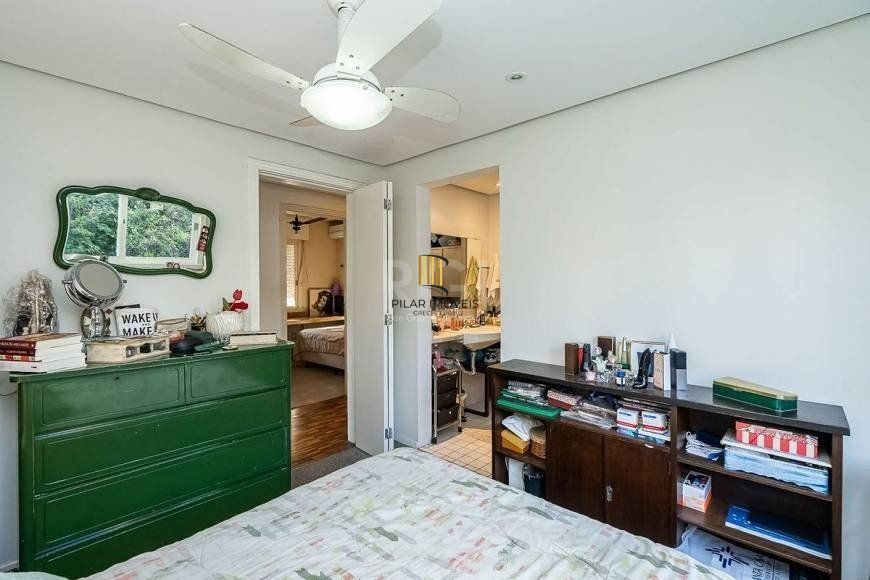 Cobertura no bairro Auxiliadora de 4 dormitórios e vaga