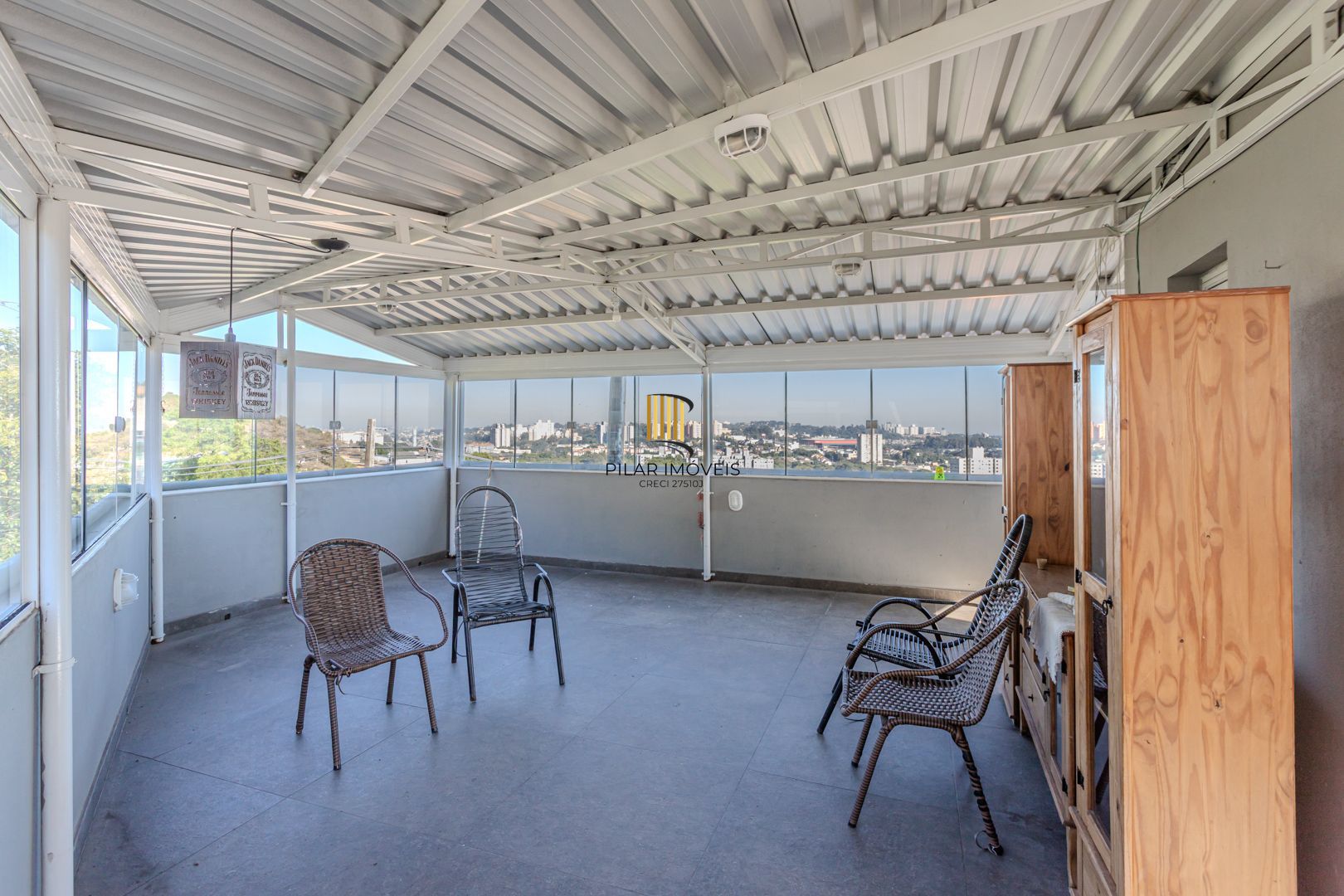 Casa sobrado no Morro Santana de 2 dormitórios e 2 vagas